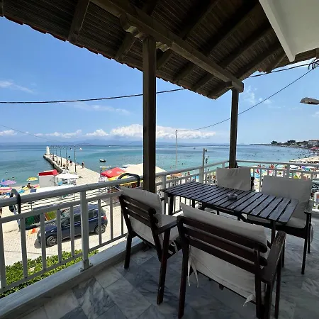 Apartment Anemomylos Sea View