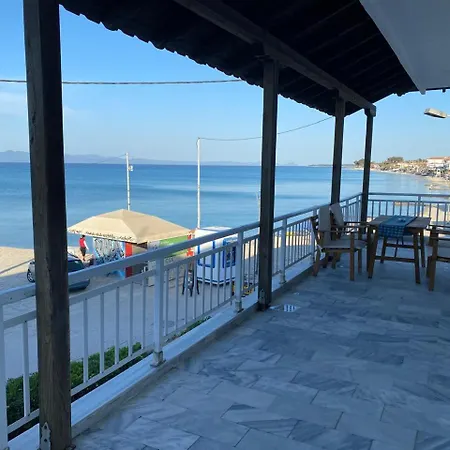 아파트 Anemomylos Sea View 페프코초리